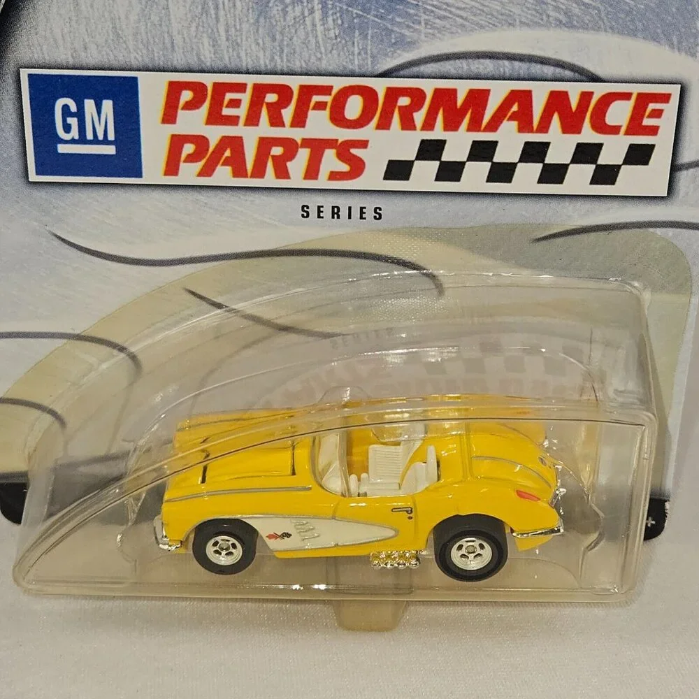 100% Hot Wheels GM Performance Parts Series '58 Corvette #3/4 MINT Yellow (K229)